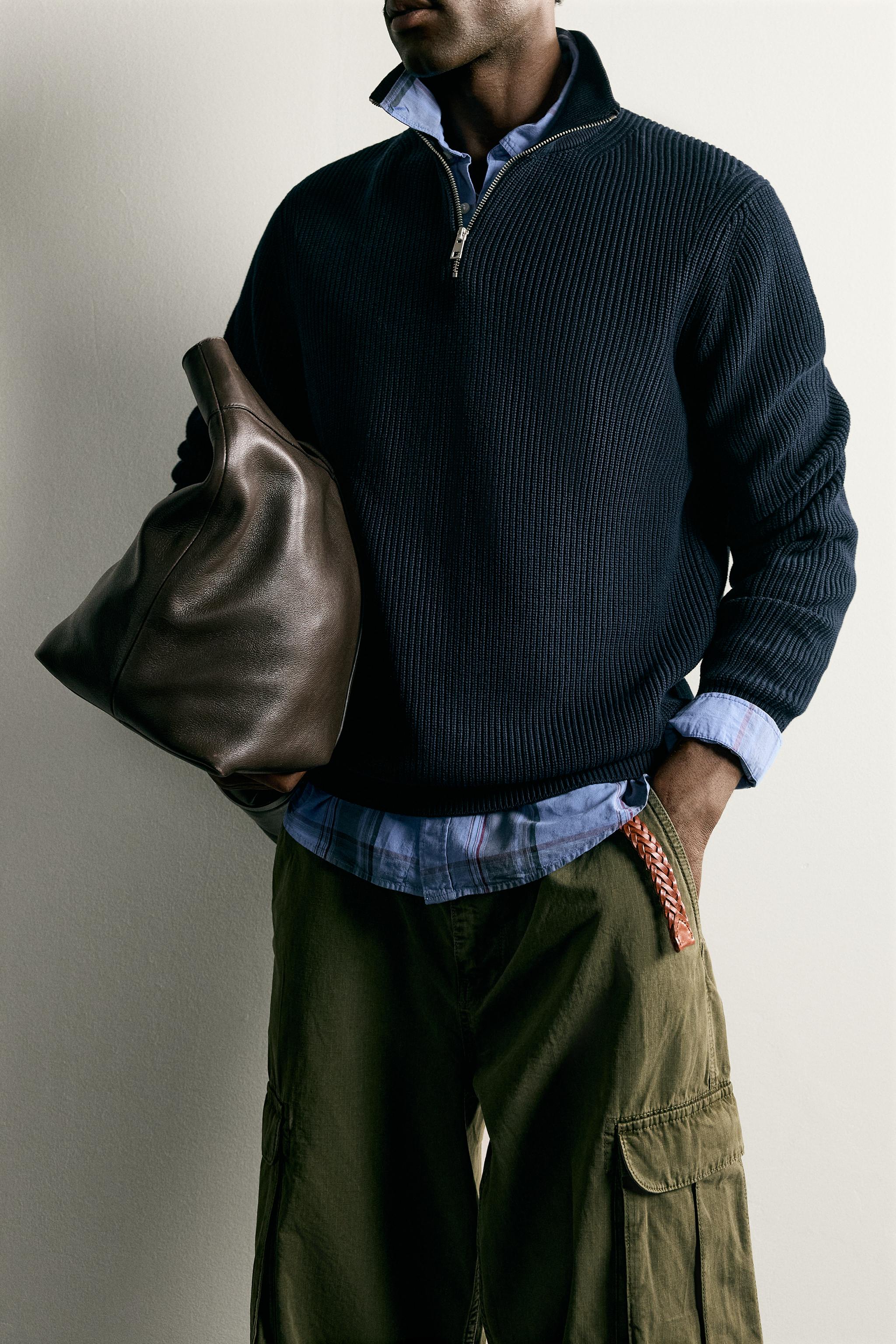 PULL EN MAILLE PERLÉE À ZIP